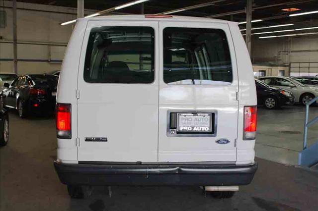 Ford Econoline 2008 photo 4