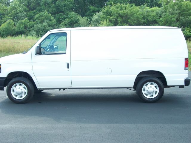 Ford Econoline 2008 photo 2