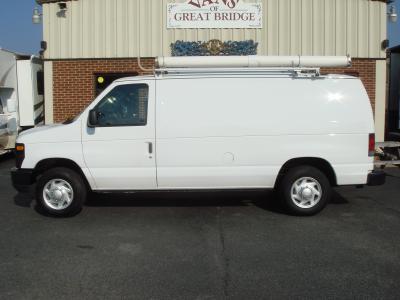 Ford Econoline S 2-door Hatchback Cargo Van