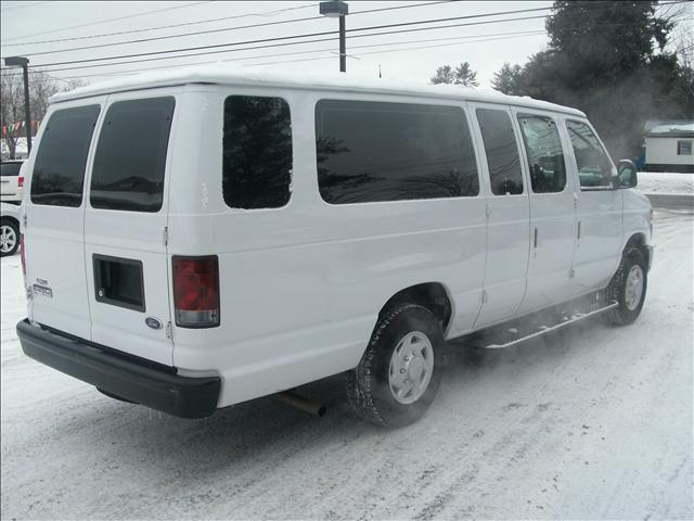 Ford Econoline 2008 photo 3