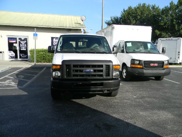 Ford Econoline 2008 photo 2