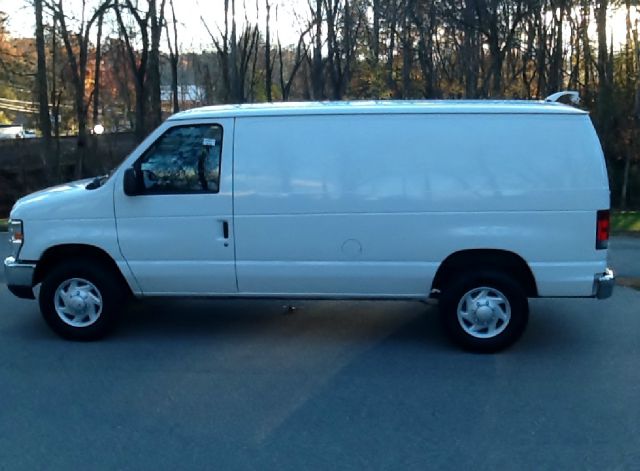 Ford Econoline 2008 photo 3