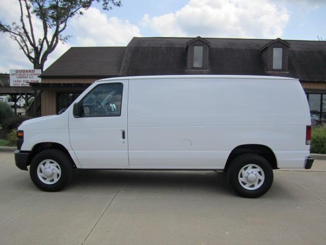 Ford Econoline 2009 photo 1