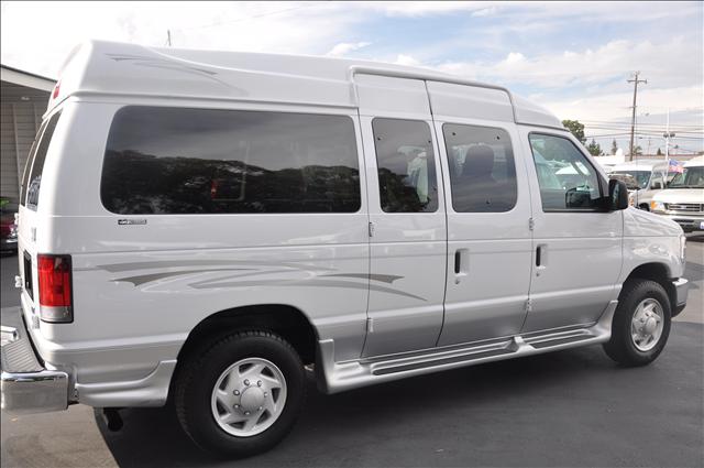 Ford Econoline 2009 photo 3