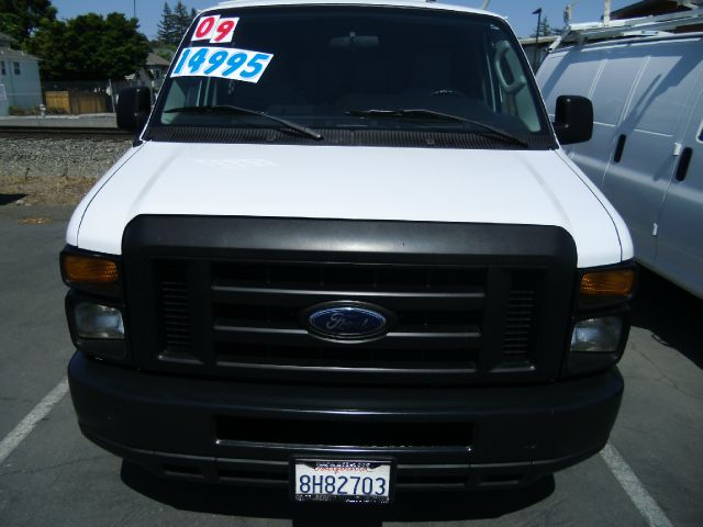 Ford Econoline 2009 photo 4