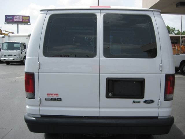 Ford Econoline 2009 photo 3