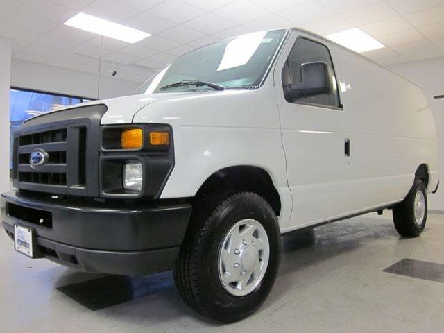 Ford Econoline XLT Sport 4.6L 2WD Unspecified