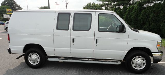 Ford Econoline Awd-turbo Passenger Van