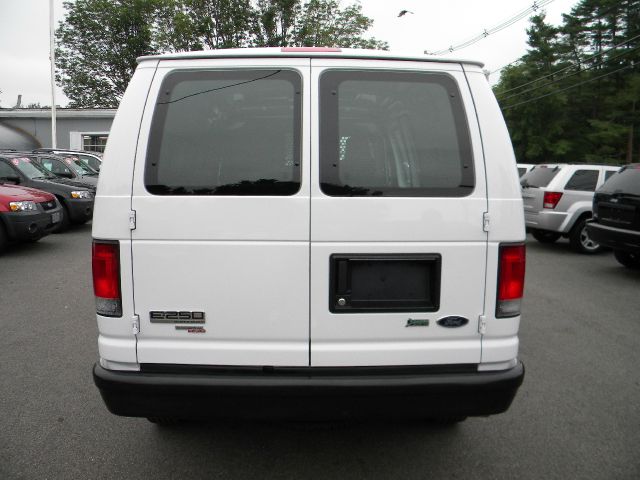 Ford Econoline Awd-turbo Passenger Van