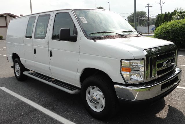 Ford Econoline Awd-turbo Passenger Van