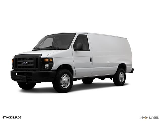 Ford Econoline 2012 photo 2