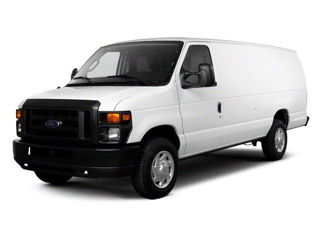 Ford Econoline 2013 photo 2