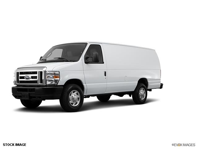 Ford Econoline 2013 photo 1