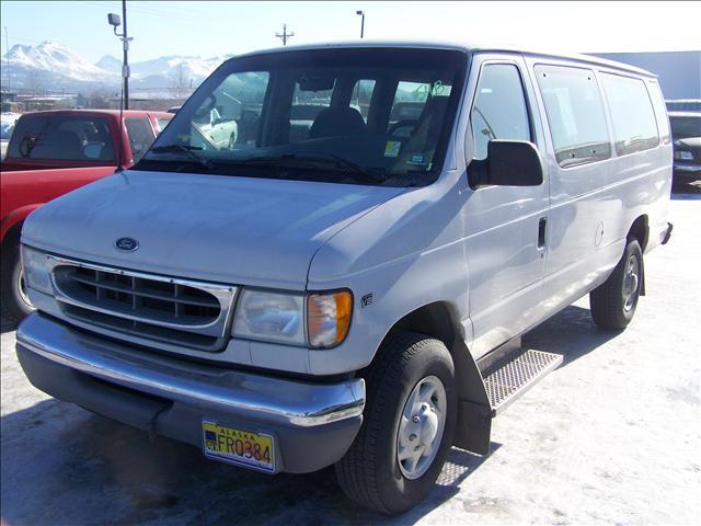 Ford Econoline Wagon Base Passenger Van