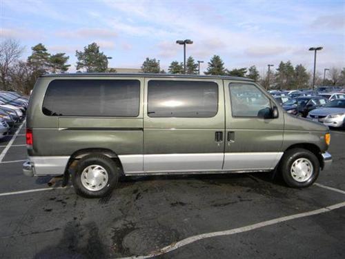 Ford Econoline Wagon XLT Sport 4.6L 2WD Other