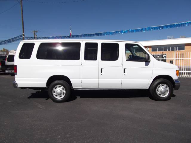 Ford Econoline Wagon Base Passenger Van