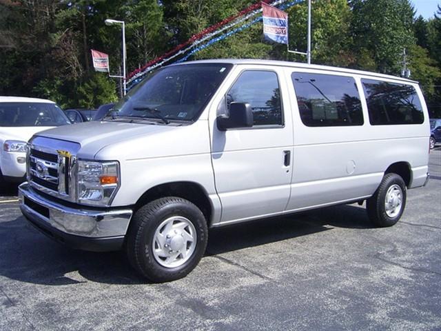 Ford Econoline Wagon ESi Passenger Van