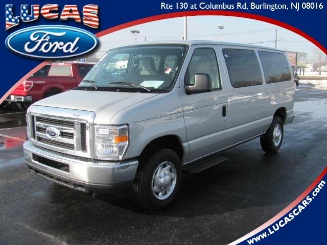 Ford Econoline Wagon Unknown Passenger Van