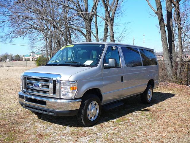 Ford Econoline Wagon ESi Passenger Van