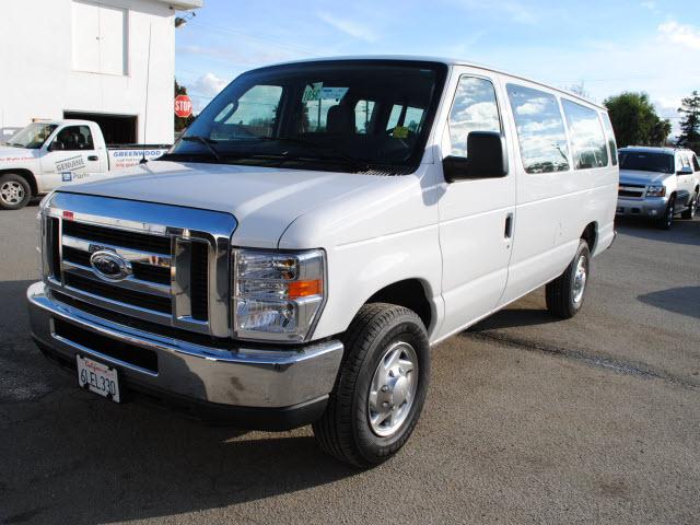 Ford Econoline Wagon Unknown Passenger Van