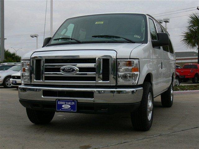 Ford Econoline Wagon ESi Passenger Van