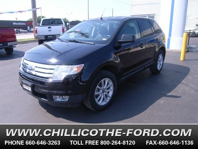 Ford Edge 5XT Sport Utility