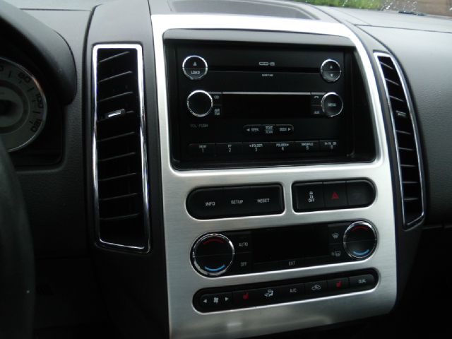 Ford Edge 2008 photo 11