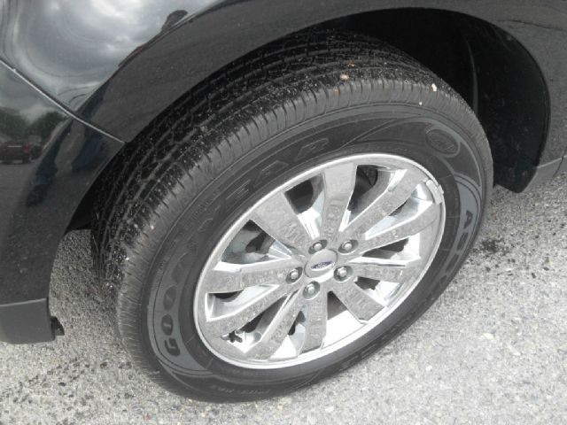 Ford Edge 2008 photo 4