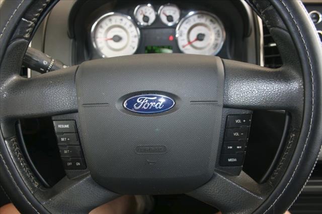 Ford Edge 2008 photo 16