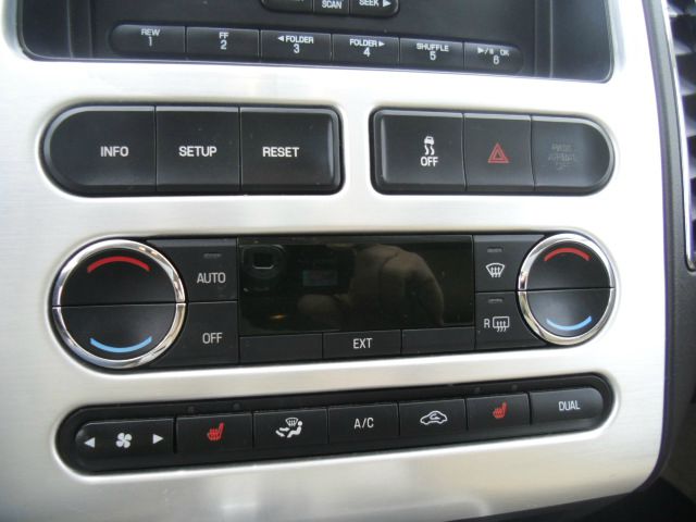 Ford Edge 2008 photo 8