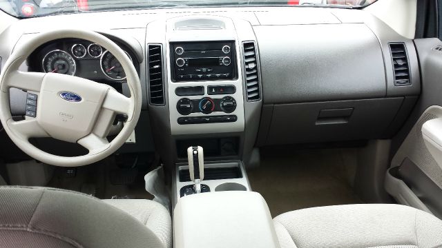 Ford Edge 2008 photo 1