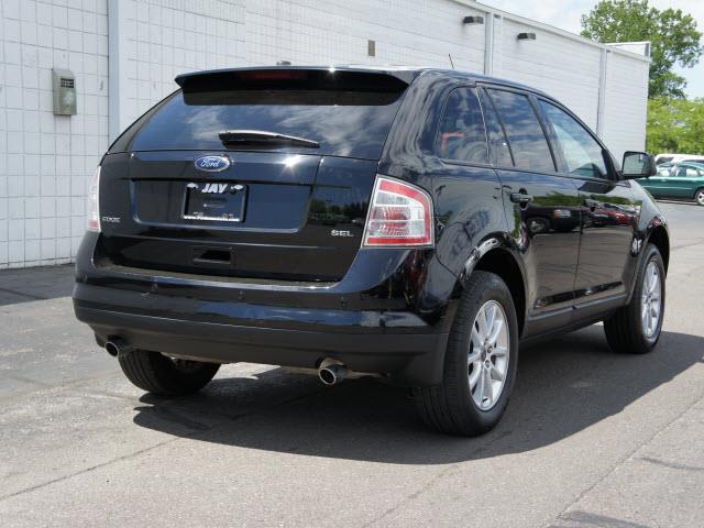 Ford Edge 2009 photo 17