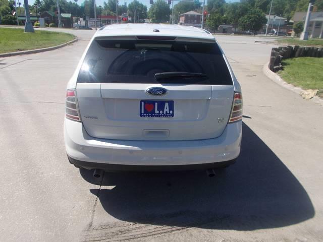 Ford Edge 2010 photo 14