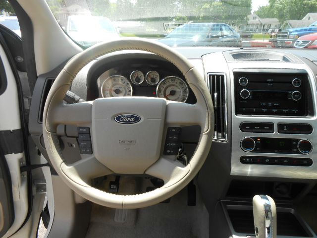 Ford Edge 2010 photo 4