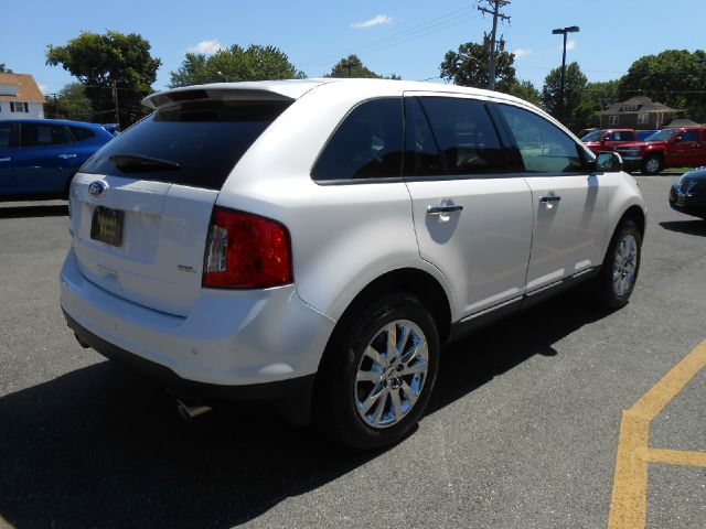 Ford Edge 2011 photo 2