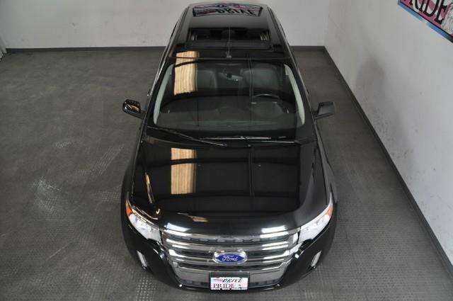 Ford Edge 2011 photo 25