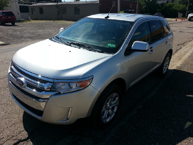 Ford Edge 2011 photo 2