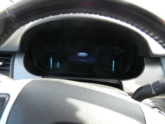 Ford Edge 2011 photo 2