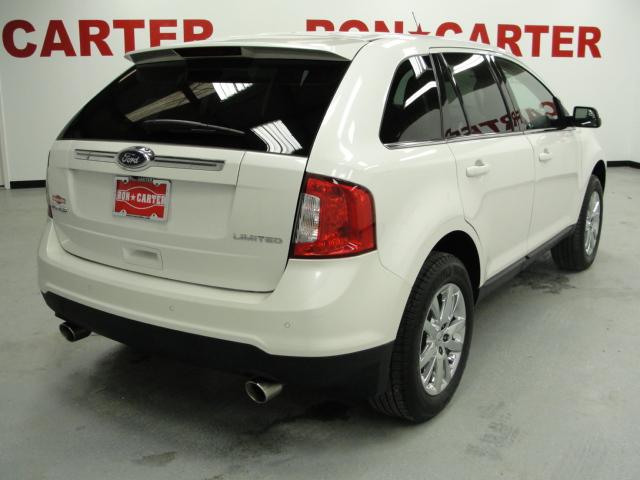 Ford Edge 2011 photo 2