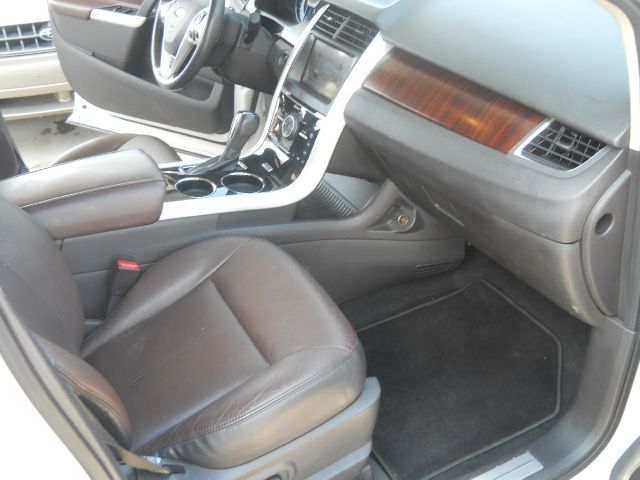 Ford Edge 2011 photo 1