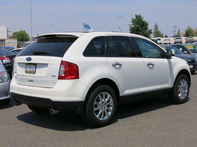 Ford Edge 2011 photo 3