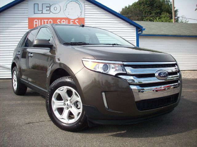 Ford Edge 2011 photo 2