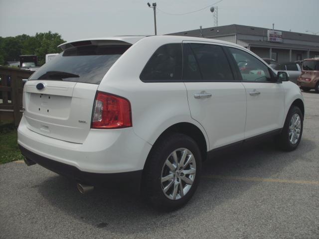 Ford Edge 2011 photo 19