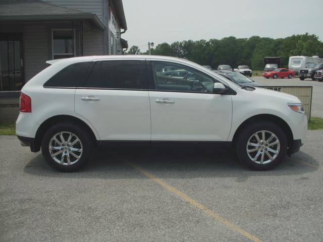 Ford Edge 2011 photo 20