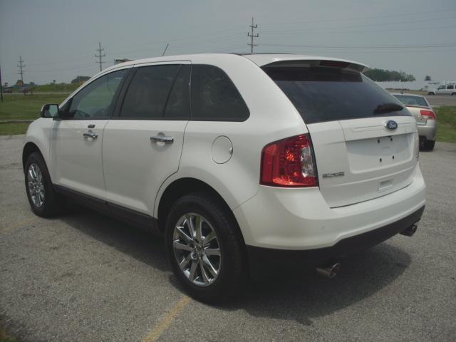 Ford Edge 2011 photo 21