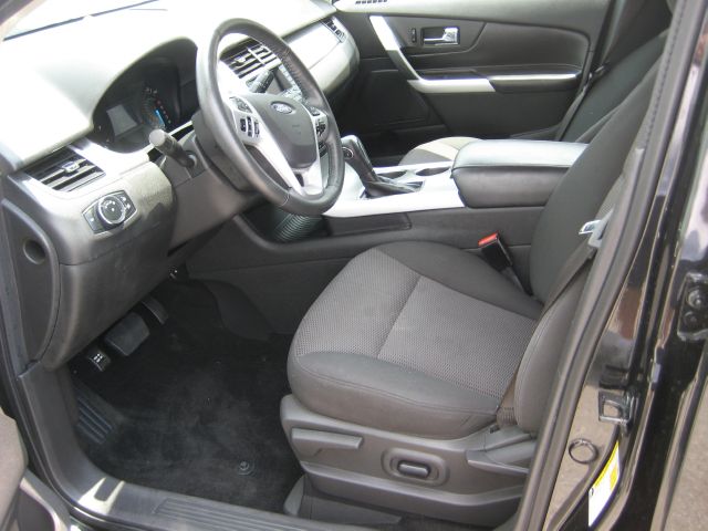 Ford Edge 2011 photo 8