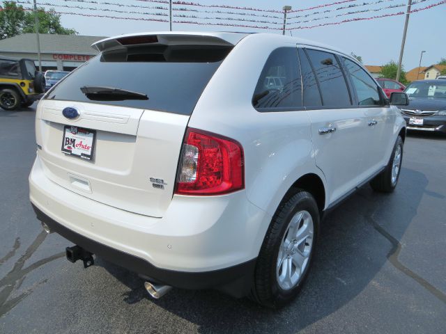 Ford Edge 2011 photo 2