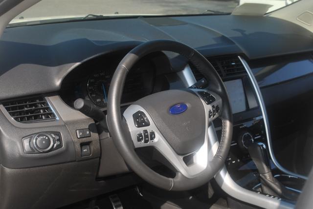 Ford Edge 2012 photo 6