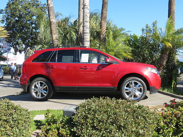 Ford Edge 2012 photo 1