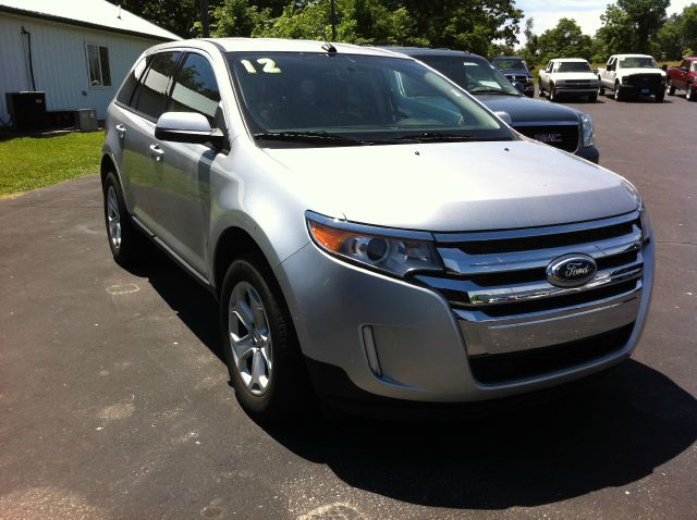 Ford Edge 2012 photo 2